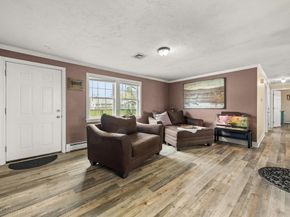 172 Lisa Dr, Brockton MA 02302