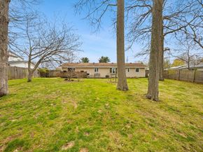 172 Lisa Dr, Brockton MA 02302