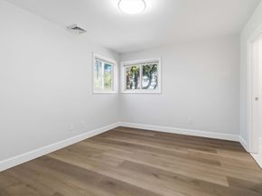 43 Orient St, Worcester MA 01604