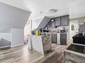 43 Orient St, Worcester MA 01604