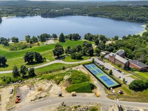 5 Peters Farm Way 304, Westborough MA 01581