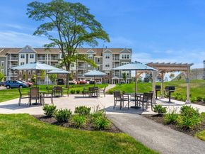 5 Peters Farm Way 304, Westborough MA 01581