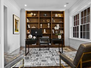 5 Joy Res One, Boston MA 02108
