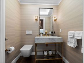 5 Joy Res One, Boston MA 02108