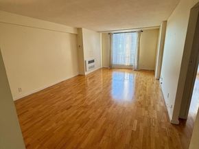 33 Pond Ave 1014, Brookline MA 02445