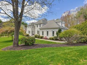 16 Stone Meadow Farm Drive, Shrewsbury MA 01545
