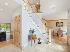 16 Stone Meadow Farm Drive, Shrewsbury MA 01545