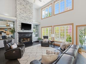16 Stone Meadow Farm Drive, Shrewsbury MA 01545