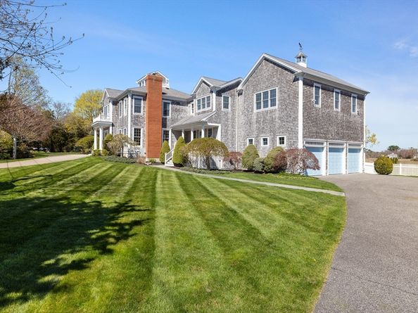 735 Bay Road, Duxbury MA 02332