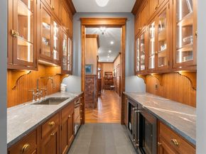62 Bay Street, Quincy MA 02171