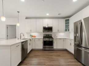320 Middlesex Ave E307, Medford MA 02155