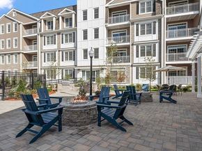 320 Middlesex Ave E307, Medford MA 02155