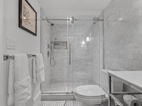 28 Lawrence St, Boston MA 02116