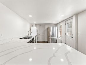 29-31 Pond St, Canton MA 02021