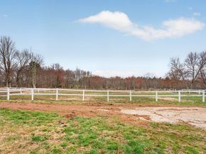 47 Singletary Ave, Sutton MA 01590