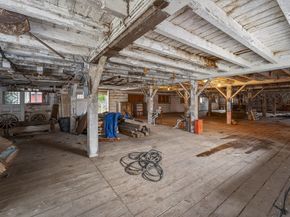 47 Singletary Ave, Sutton MA 01590