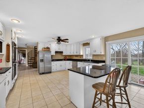 47 Singletary Ave, Sutton MA 01590