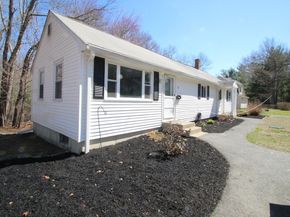 12 Santos Ct, Hanson MA 02341