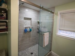 12 Santos Ct, Hanson MA 02341