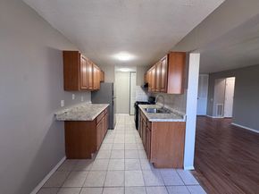 68 Shrewsbury Green Dr J, Shrewsbury MA 01545
