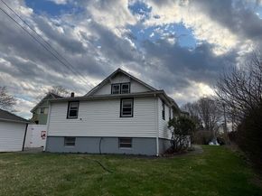 5 Salem Street, Spencer MA 01562