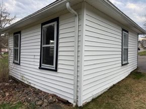 5 Salem Street, Spencer MA 01562