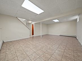 23 Buttaro Rd, Woburn MA 01801