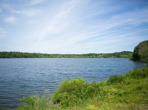 23 Buttaro Rd, Woburn MA 01801