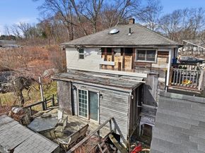 22 Wildwood Rd, Millbury MA 01527