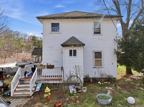 22 Wildwood Rd, Millbury MA 01527