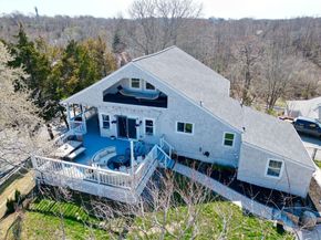 2 Harding Ave, Plymouth MA 02360