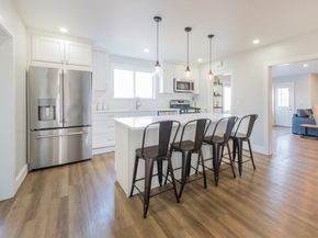 2 Harding Ave, Plymouth MA 02360