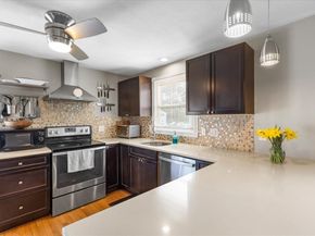 44 Vinedale Rd, Brockton MA 02301