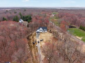 345 Central Tpke, Sutton MA 01590