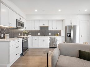 7 Wordsworth 1, Boston MA 02128