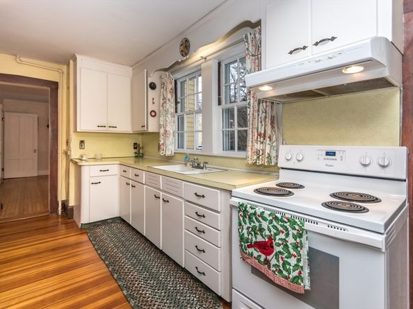 326 Bacon Street, Waltham MA 02451