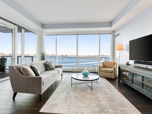 22 Liberty Dr 5D, Boston MA 02210