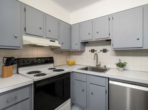 10 Williams St 45, Watertown MA 02472