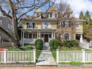 57 Brewster Street