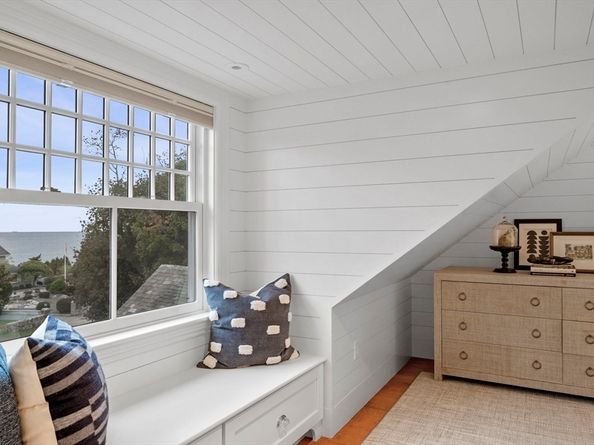 358 Ocean Ave, Marblehead MA 01945
