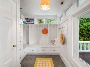 358 Ocean Ave, Marblehead MA 01945