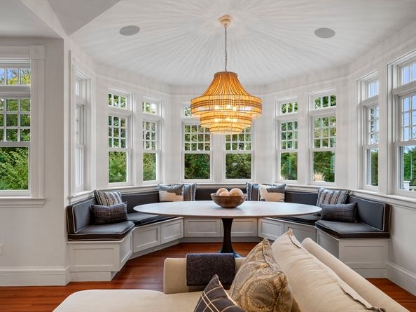 358 Ocean Ave, Marblehead MA 01945