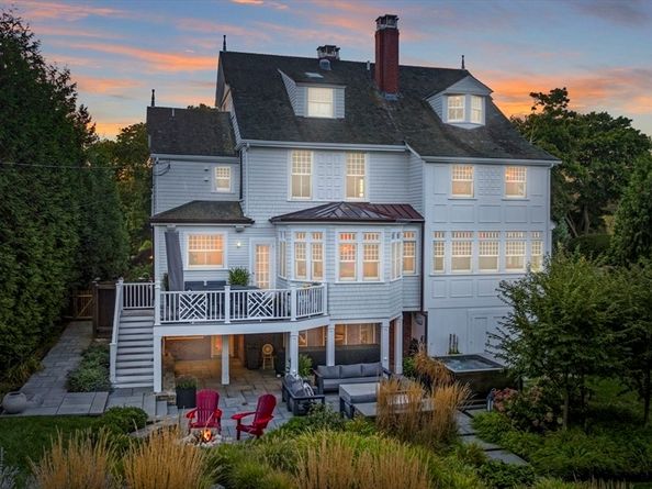 358 Ocean Ave, Marblehead MA 01945
