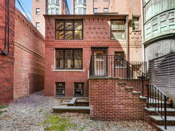 197 Commonwealth Ave 7, Boston MA 02116