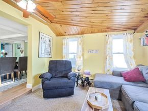 8 Scotia St, Salem MA 01970