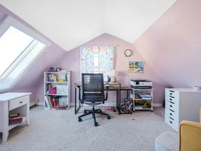 8 Scotia St, Salem MA 01970