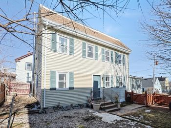8 Scotia St