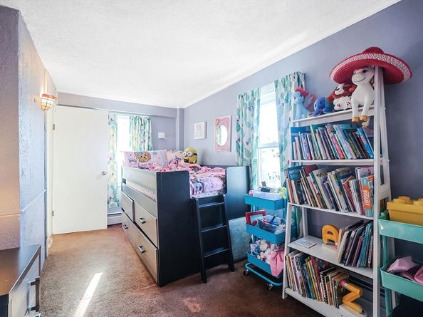 8 Scotia St, Salem MA 01970