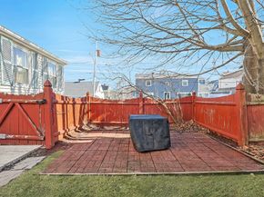 8 Scotia St, Salem MA 01970