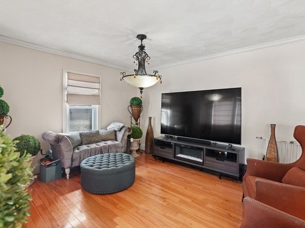 20 Houston St, Lynn MA 01905